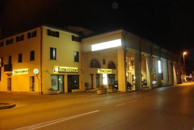 Hotel La Loggia Mestrino Екстер'єр фото